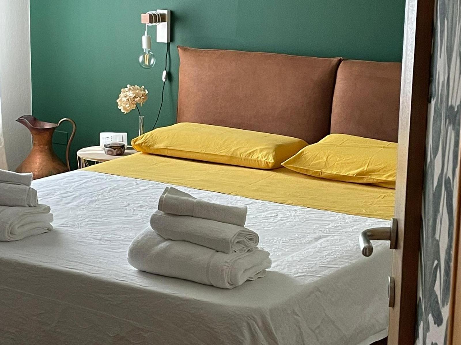 Casa Sivori Sul Lago Di Garda Con Ampio Giardino Дезенцано-дель-Гарда Экстерьер фото